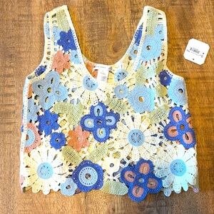 Crochet sleeveless top new with tags from altered state